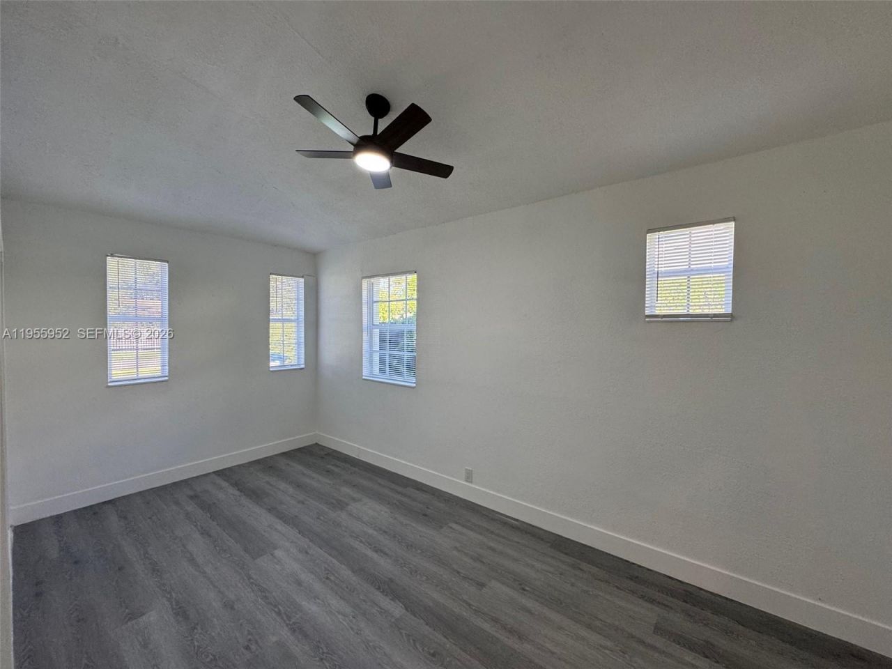 9221 Broad Manor Rd, Miami, FL 33147 Photo