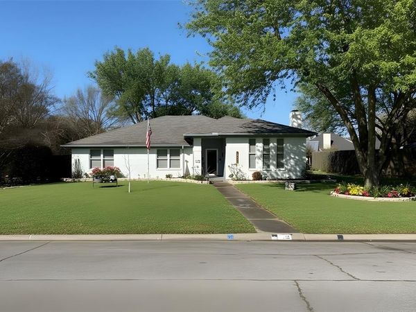 1529 E Windsor Drive, Denton, TX 76209