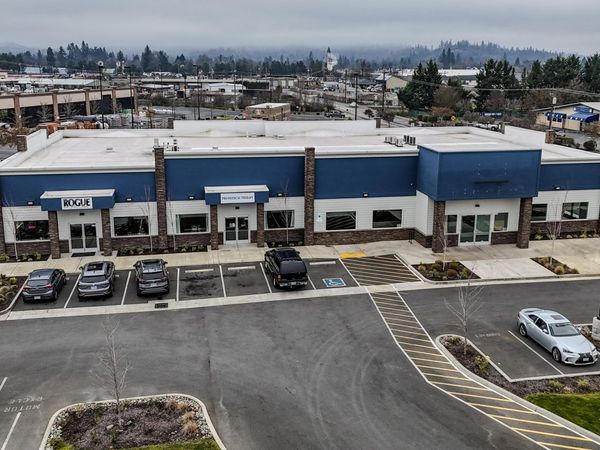 135 NE Mill Street, Grants Pass, OR 97526