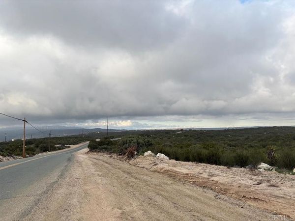 1746 Tierra Del Sol Road, Boulevard, CA 91905