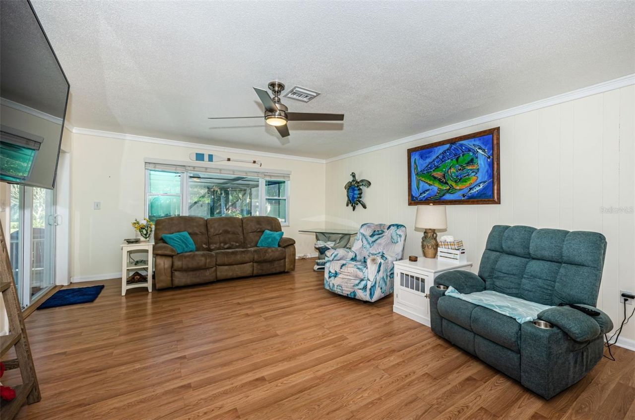 2015 Park Street N, Saint Petersburg, FL 33710 Photo