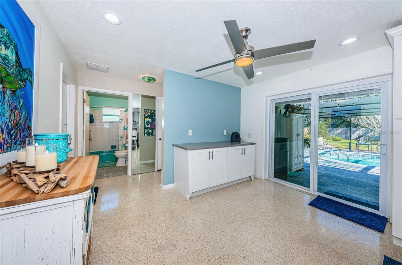 2015 Park Street N, Saint Petersburg, FL 33710 Photo