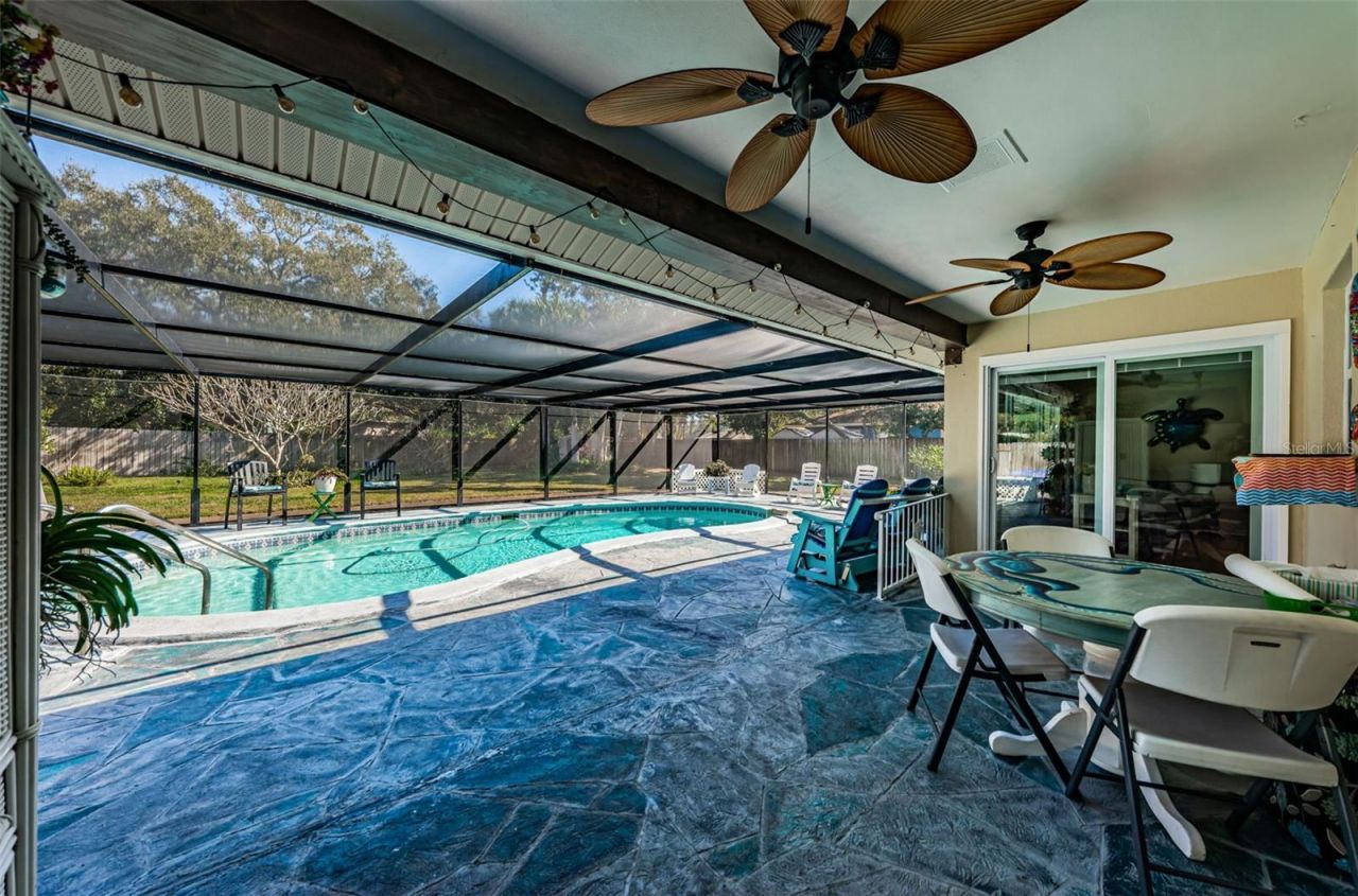 2015 Park Street N, Saint Petersburg, FL 33710 Photo