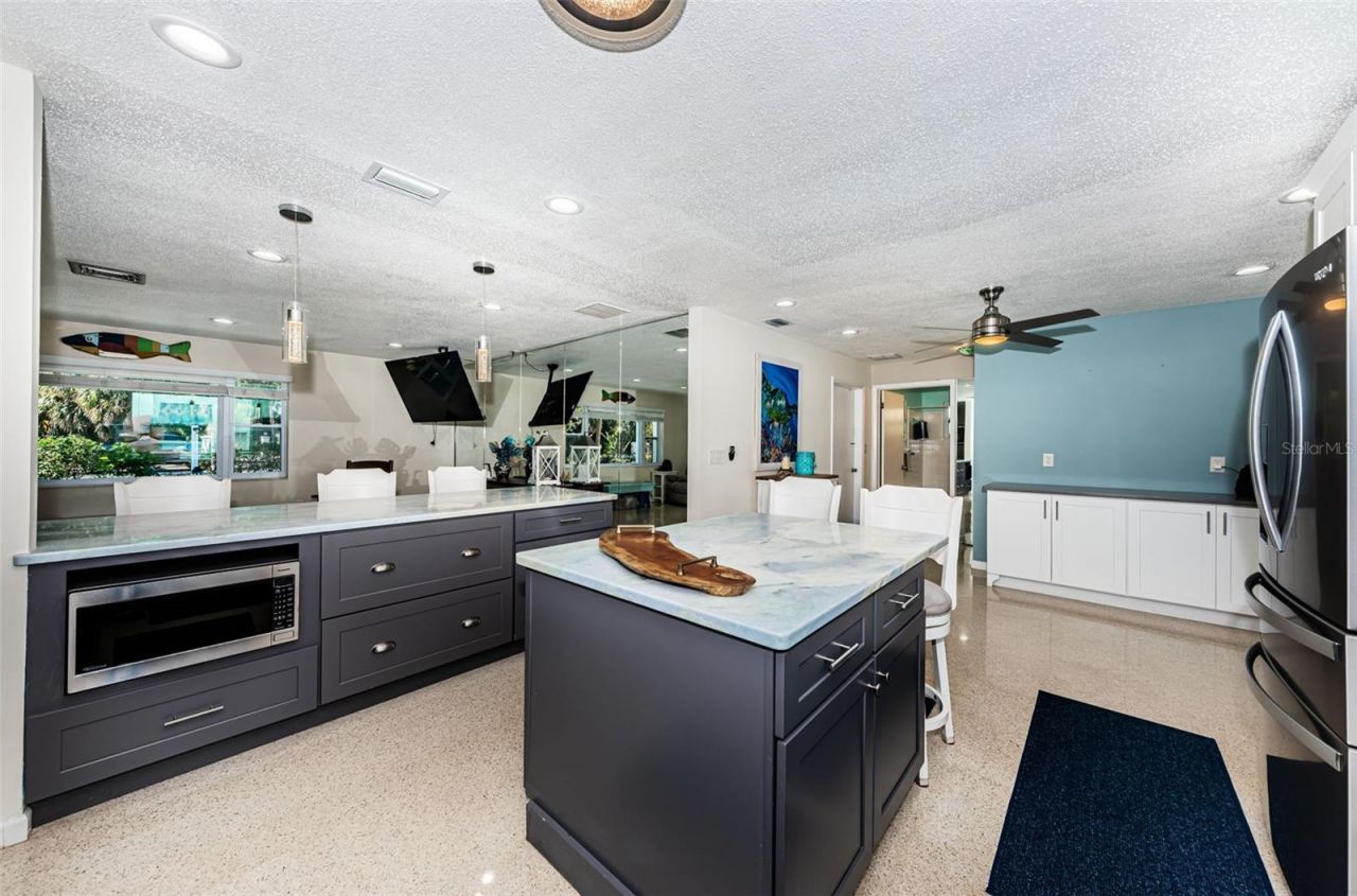 2015 Park Street N, Saint Petersburg, FL 33710 Photo