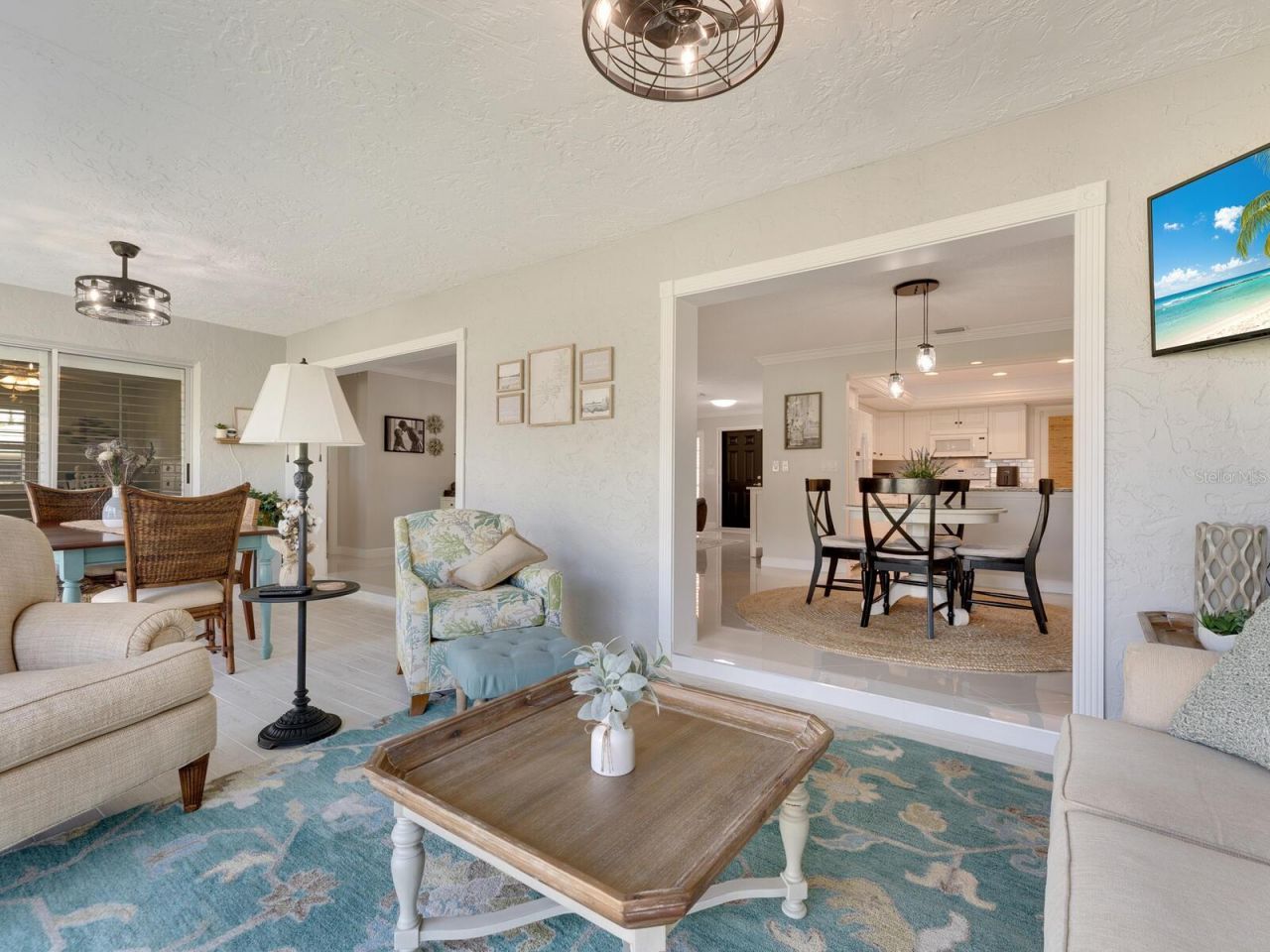 6994 W Country Club Drive N, Sarasota, FL 34243 Photo