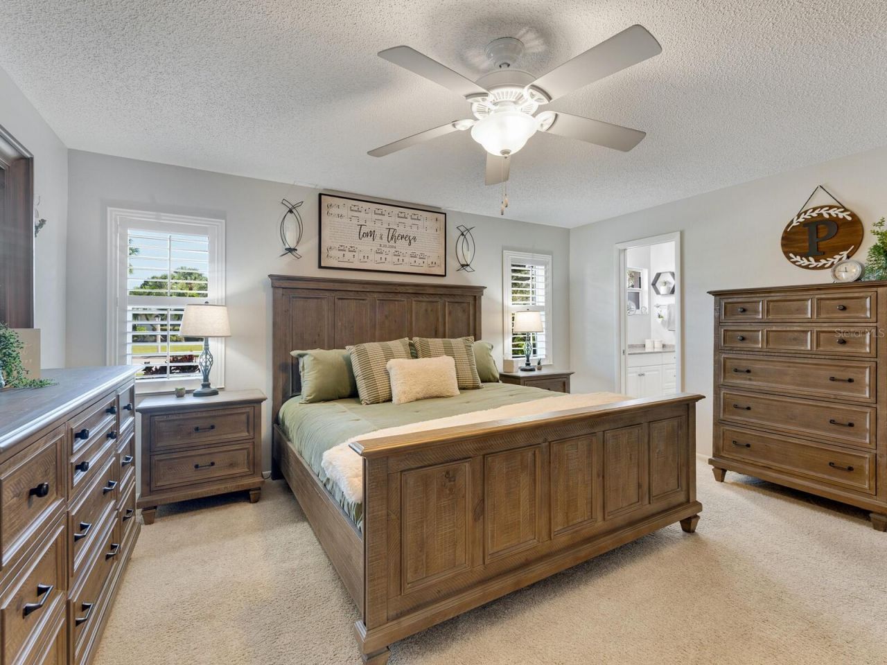 6994 W Country Club Drive N, Sarasota, FL 34243 Photo