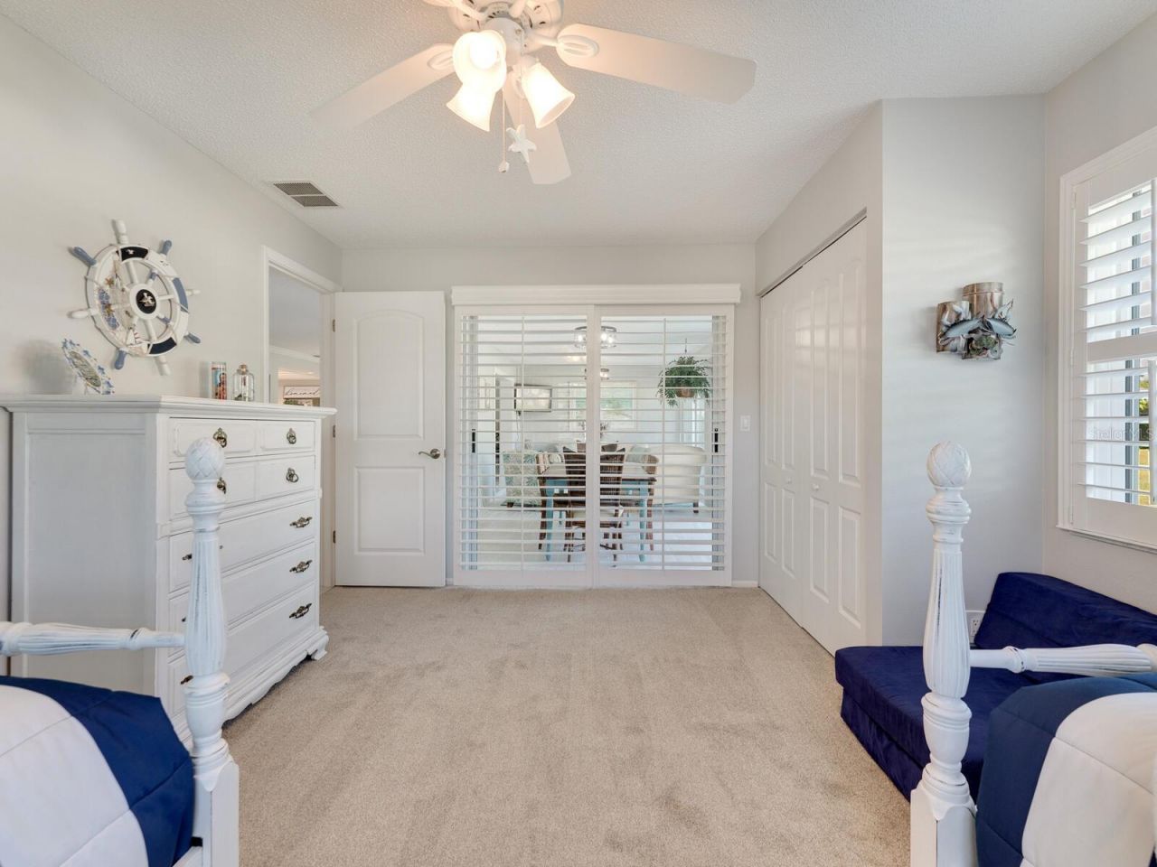 6994 W Country Club Drive N, Sarasota, FL 34243 Photo