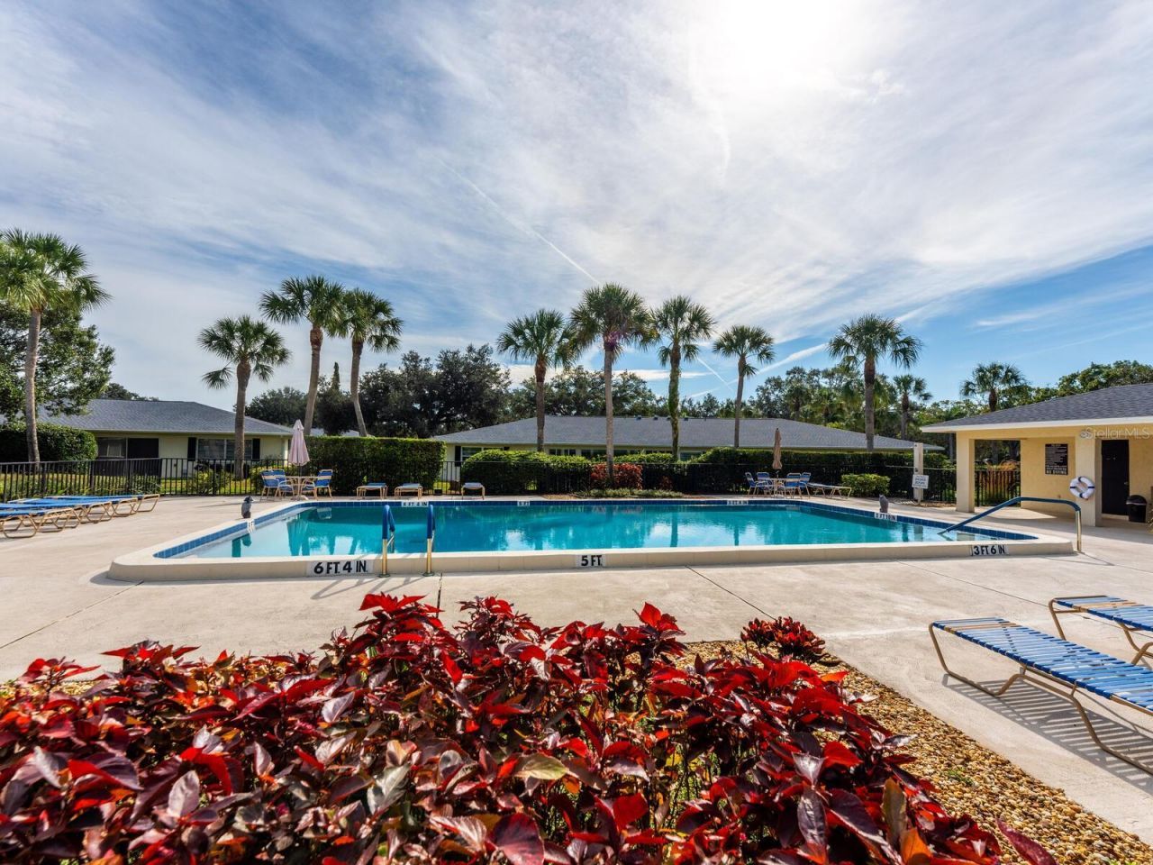 6994 W Country Club Drive N, Sarasota, FL 34243 Photo