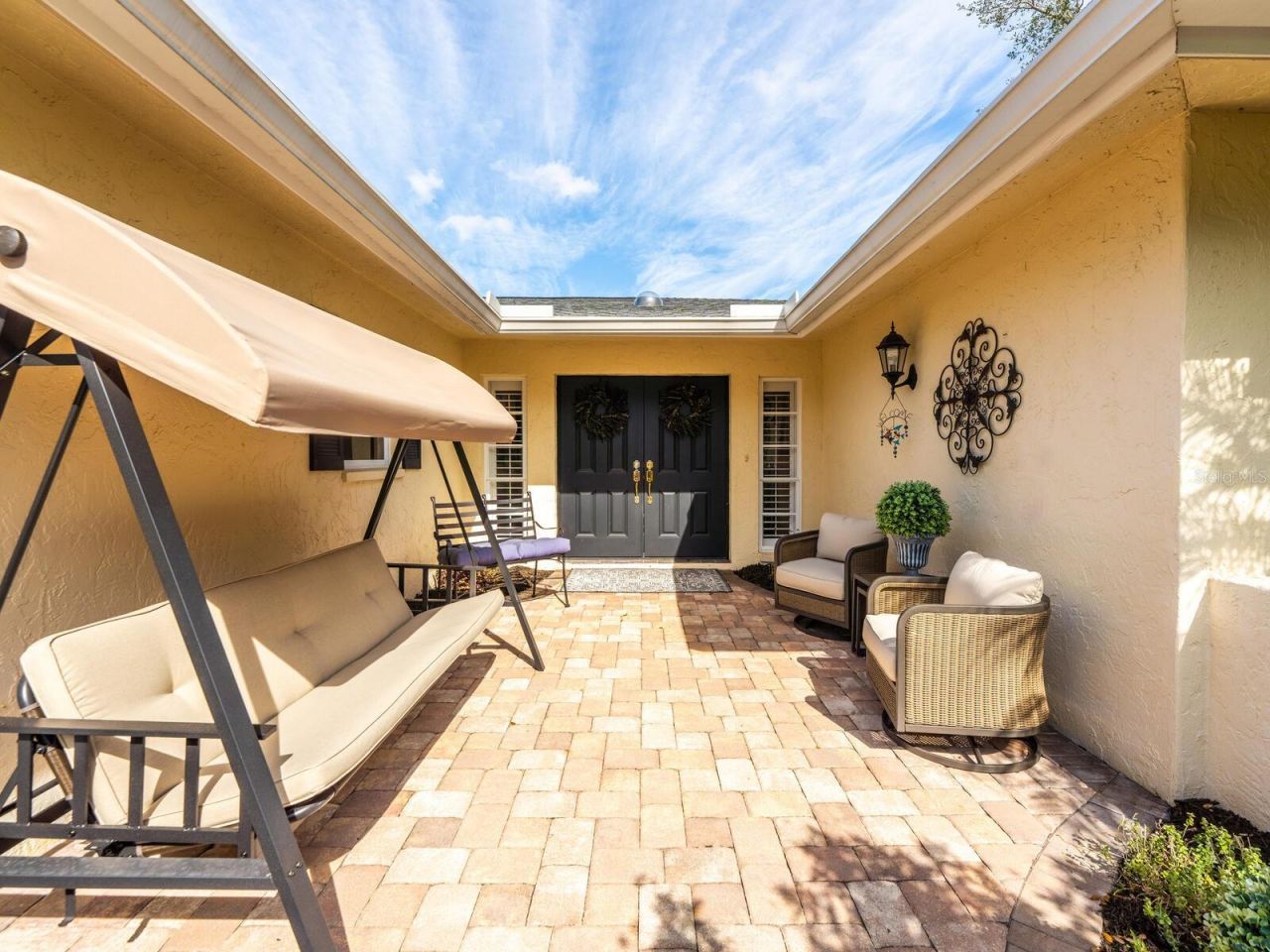 6994 W Country Club Drive N, Sarasota, FL 34243 Photo