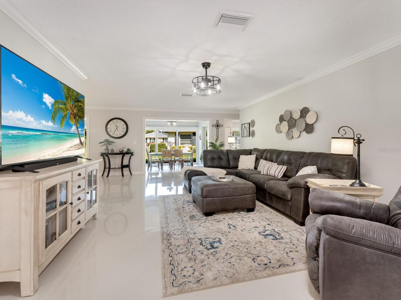 6994 W Country Club Drive N, Sarasota, FL 34243 Photo