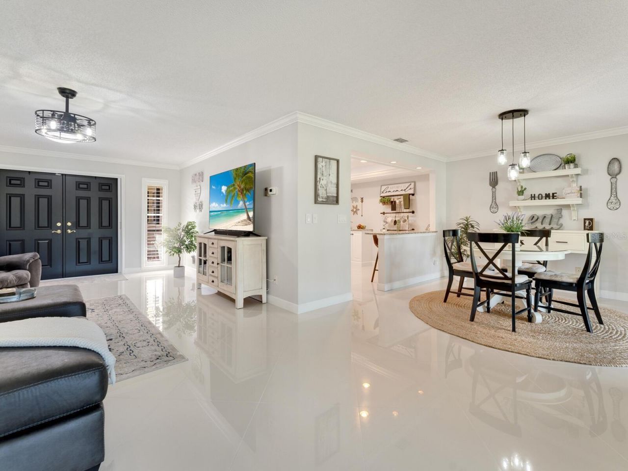 6994 W Country Club Drive N, Sarasota, FL 34243 Photo