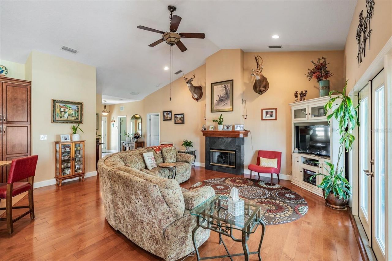 8027 Ehren Cutoff, Land O Lakes, FL 34639 Photo