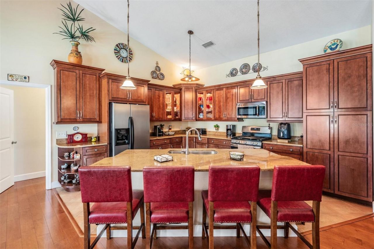 8027 Ehren Cutoff, Land O Lakes, FL 34639 Photo