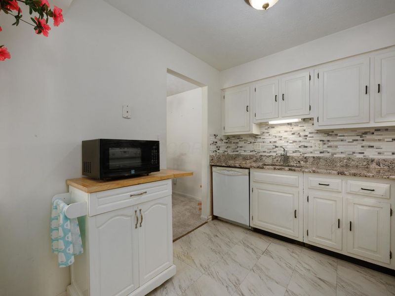 5275 Portland Street, Unit 202, Columbus, OH 43235 Photo 10