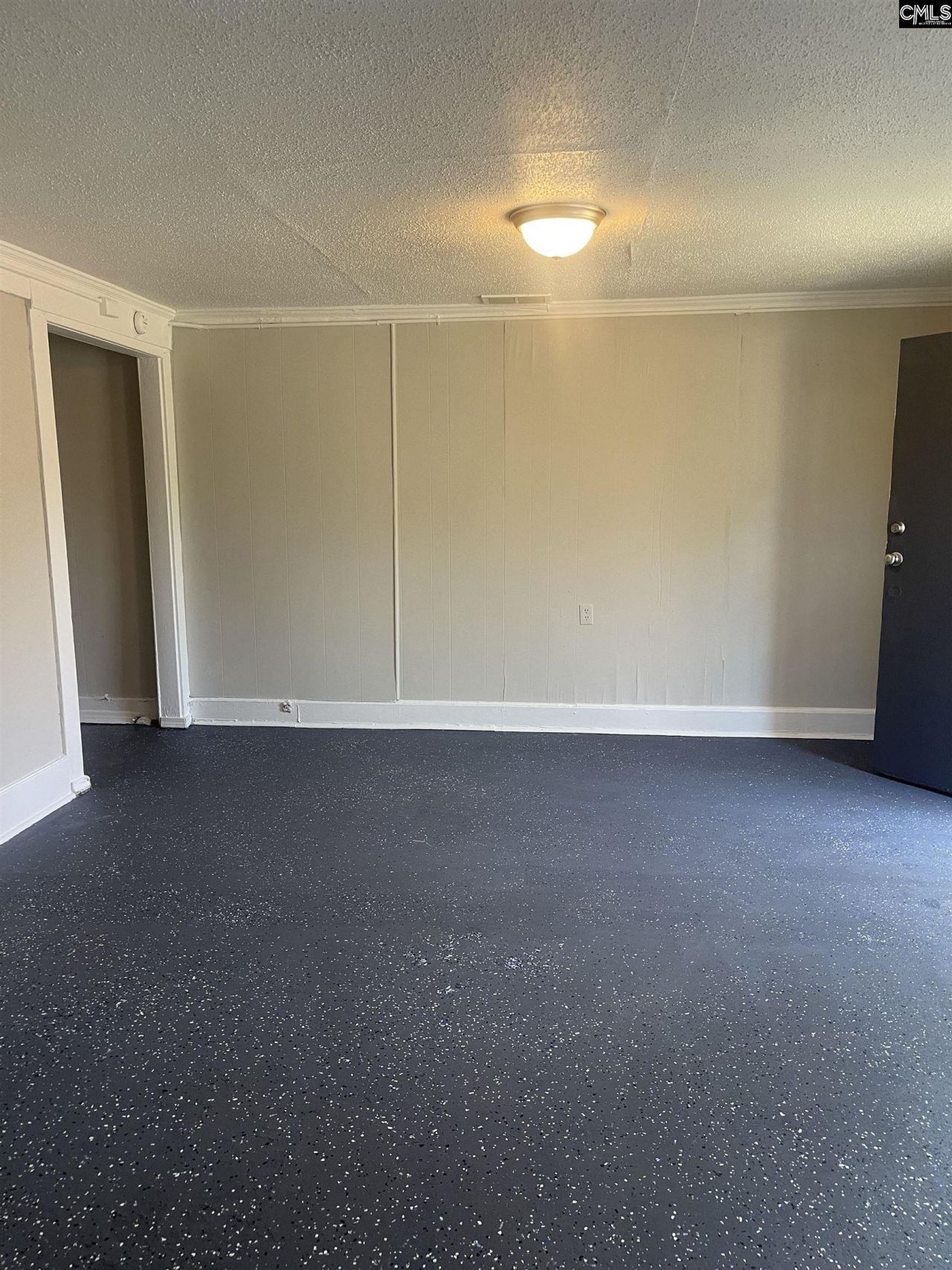 1113 Oympia Avenue Photo 12