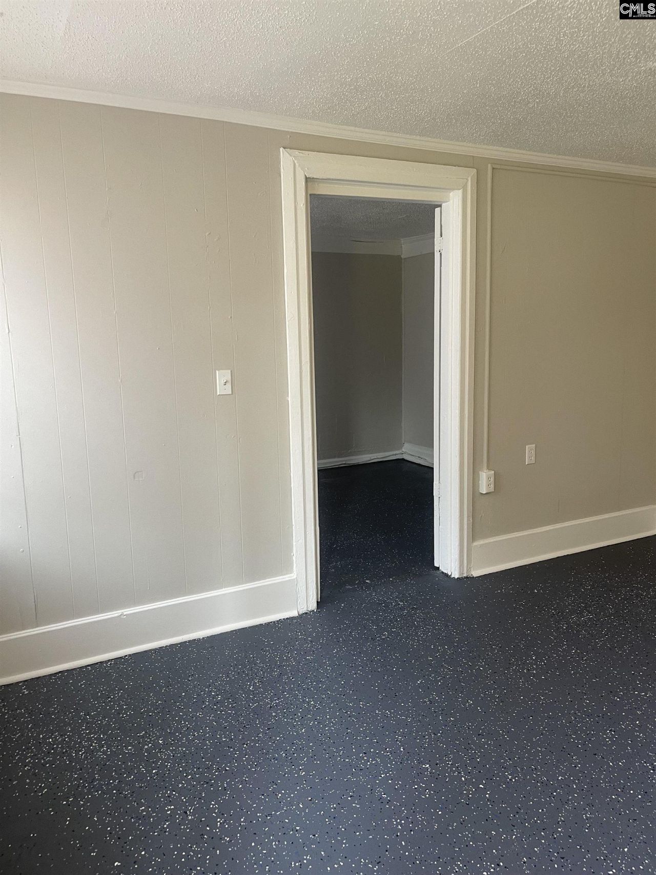 1113 Oympia Avenue Photo 6