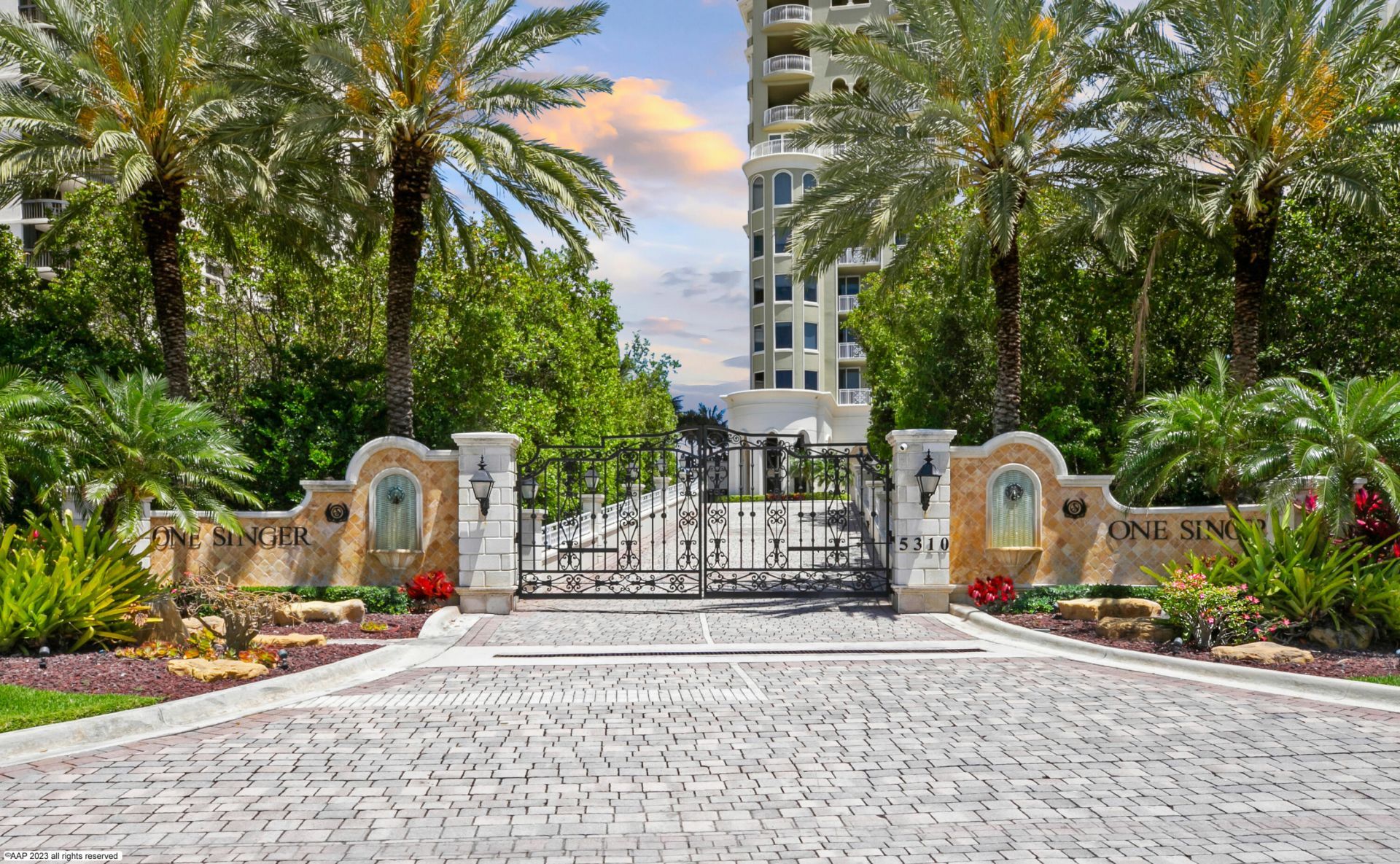 5310 N Ocean Drive, Unit Ph 1201, Singer Island, FL 33404 Photo