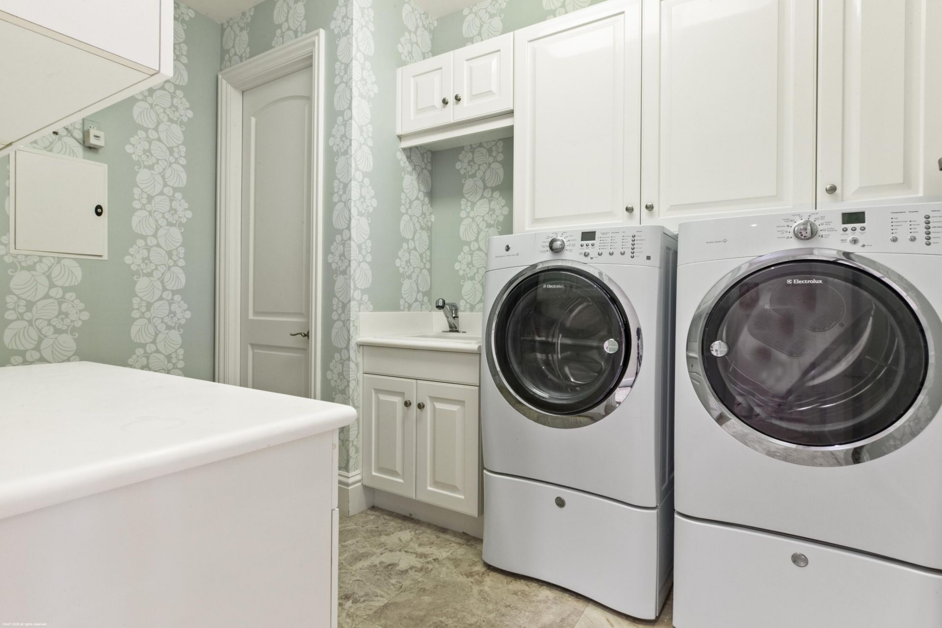 5310 N Ocean Drive, Unit Ph 1201, Singer Island, FL 33404 Photo