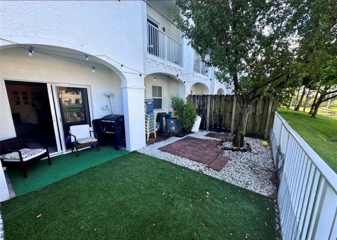 8650 NW 97th Avenue, Doral, FL 33178 Photo