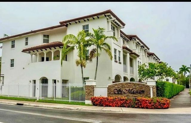 8650 NW 97th Avenue, Doral, FL 33178 Photo