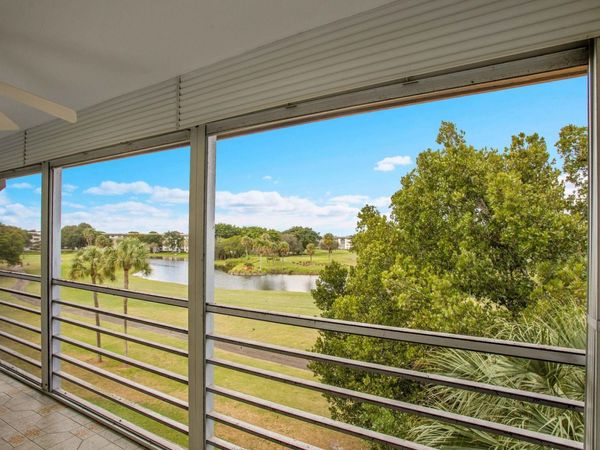 4402 Martinique Court, Unit M4, Coconut Creek, FL 33066