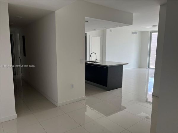 7661 NW 107th Ave, Unit 601, Doral, FL 33178