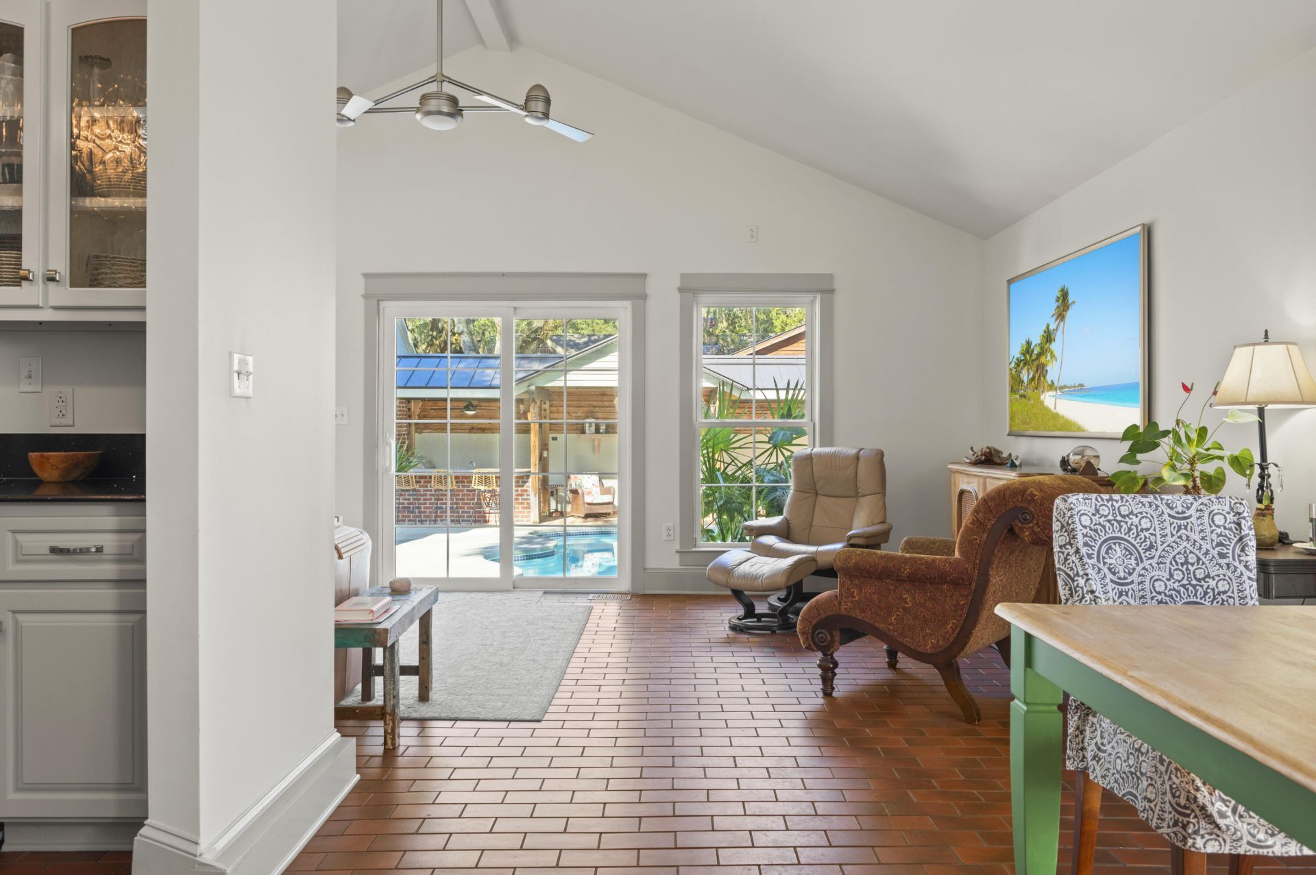 2164 Medway Road Photo 18