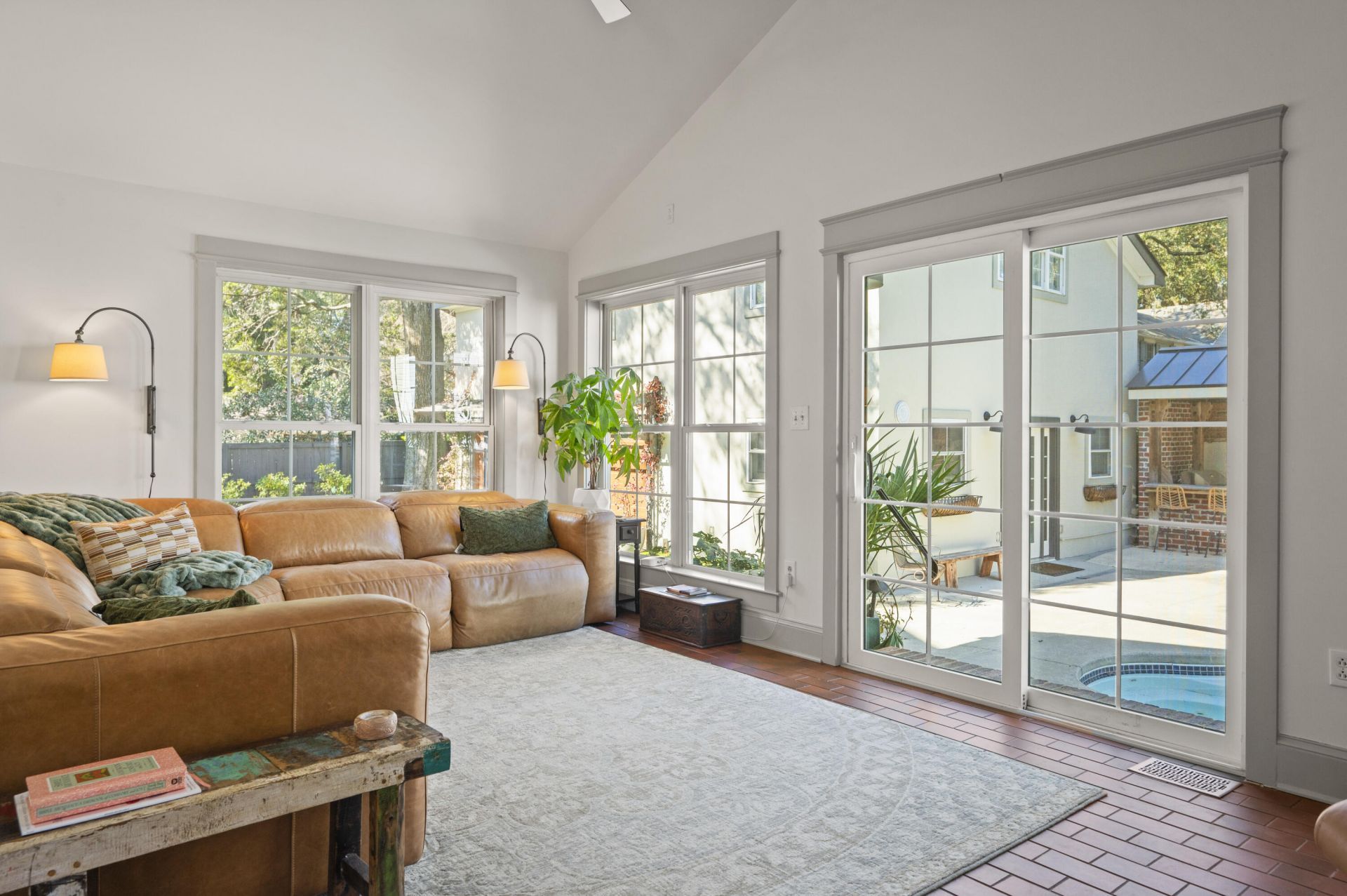 2164 Medway Road Photo 21