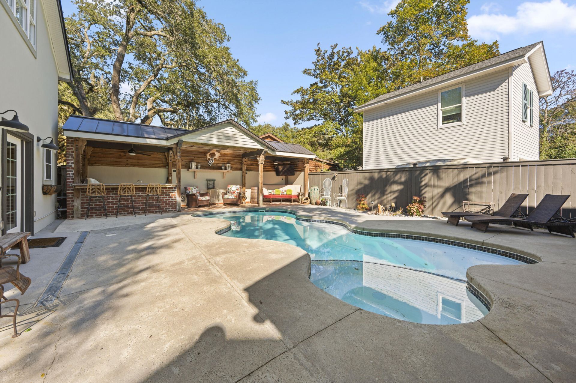 2164 Medway Road Photo 32