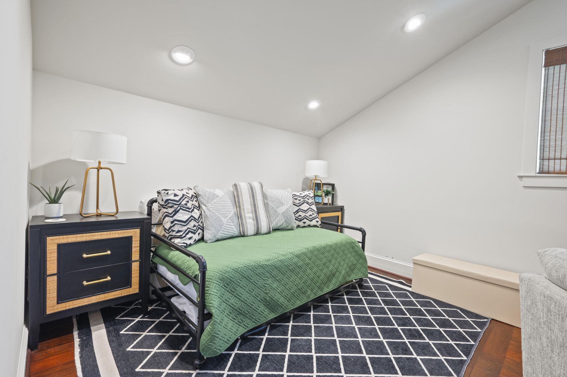 2164 Medway Road Photo 39