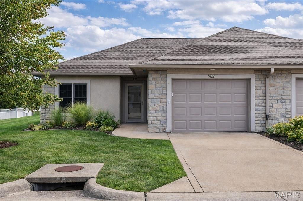 902 Pine Avenue, Warrenton, MO 63383 Main Photo