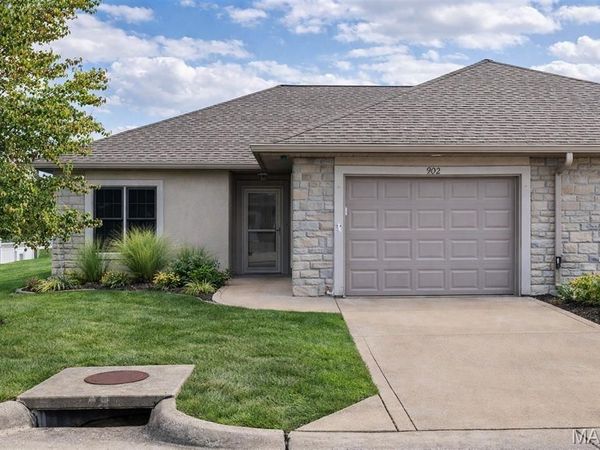 902 Pine Avenue, Warrenton, MO 63383