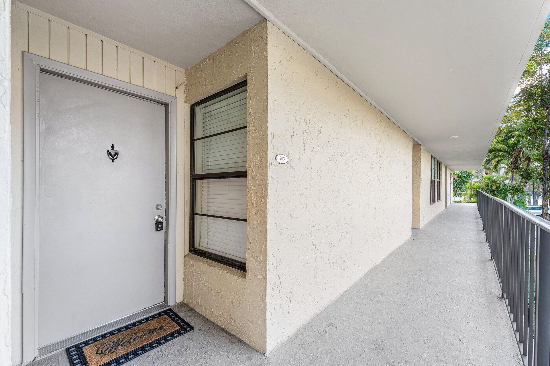 10 Royal Palm Way, Unit 203, Boca Raton, FL 33432 Photo