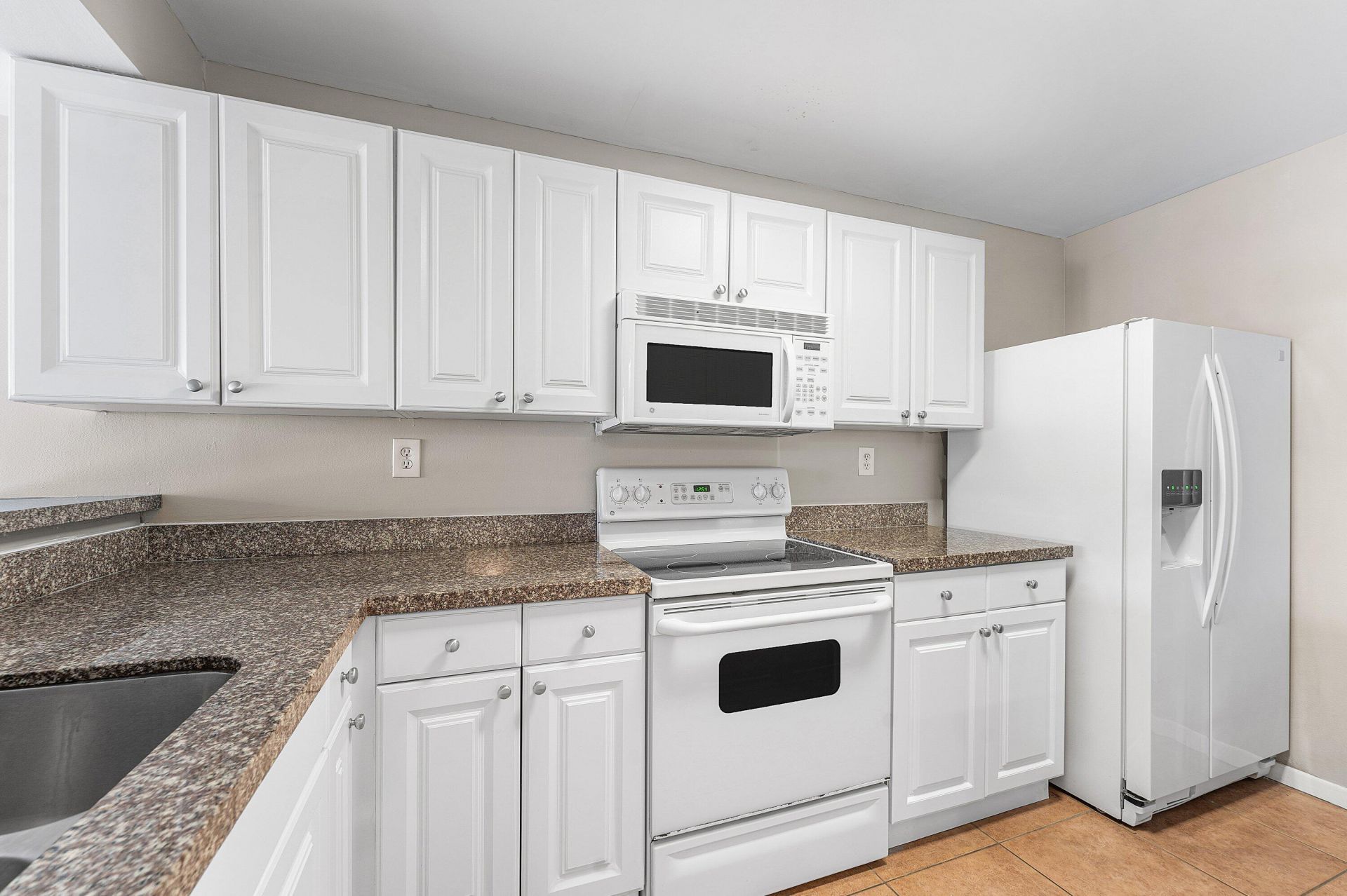 10 Royal Palm Way, Unit 203, Boca Raton, FL 33432 Photo