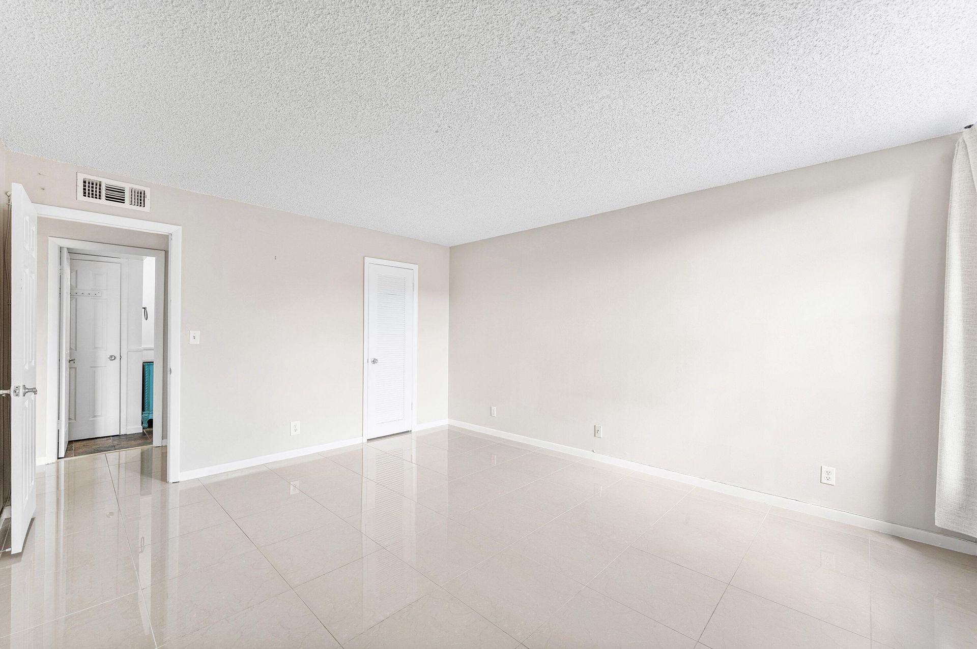10 Royal Palm Way, Unit 203, Boca Raton, FL 33432 Photo