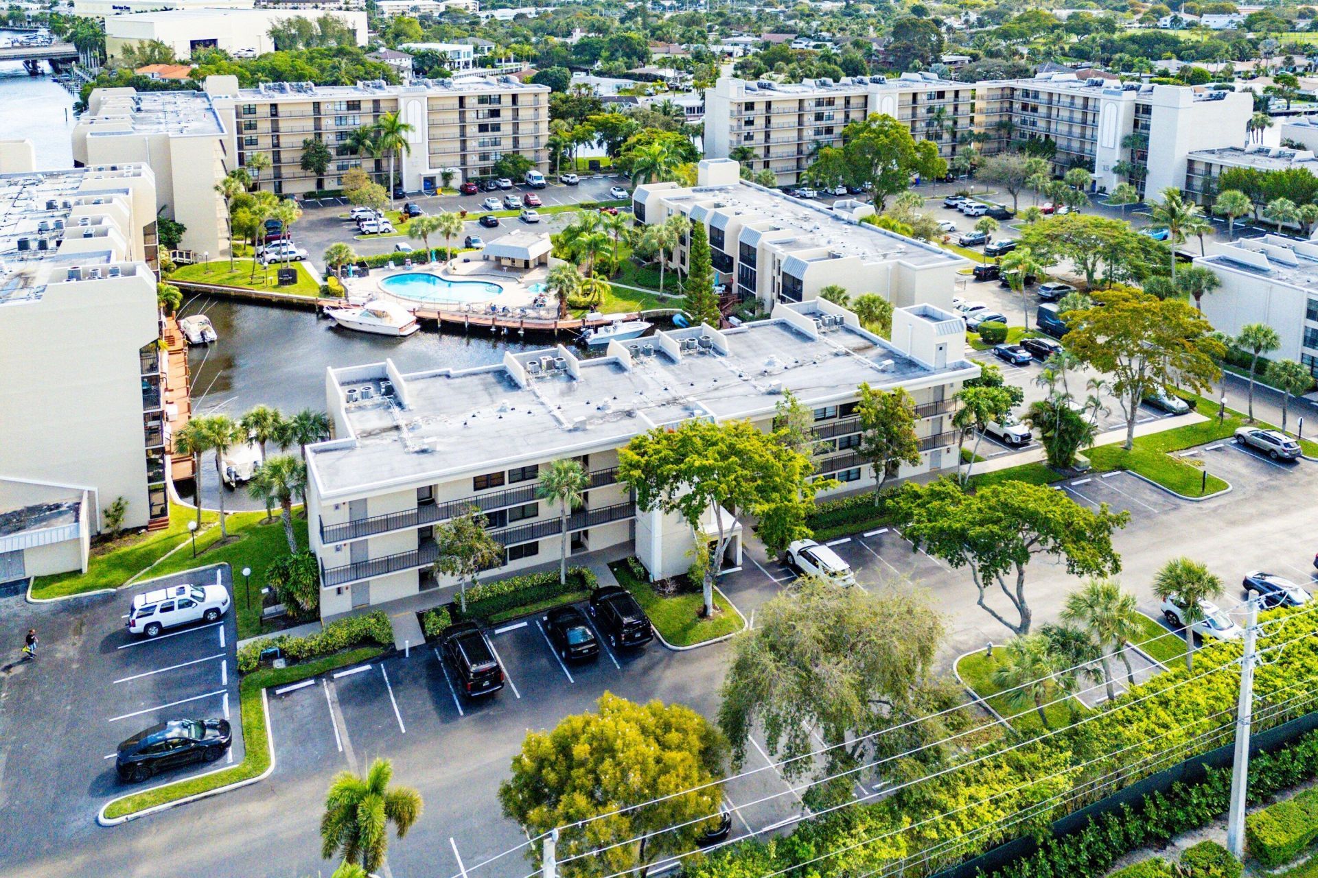 10 Royal Palm Way, Unit 203, Boca Raton, FL 33432 Photo