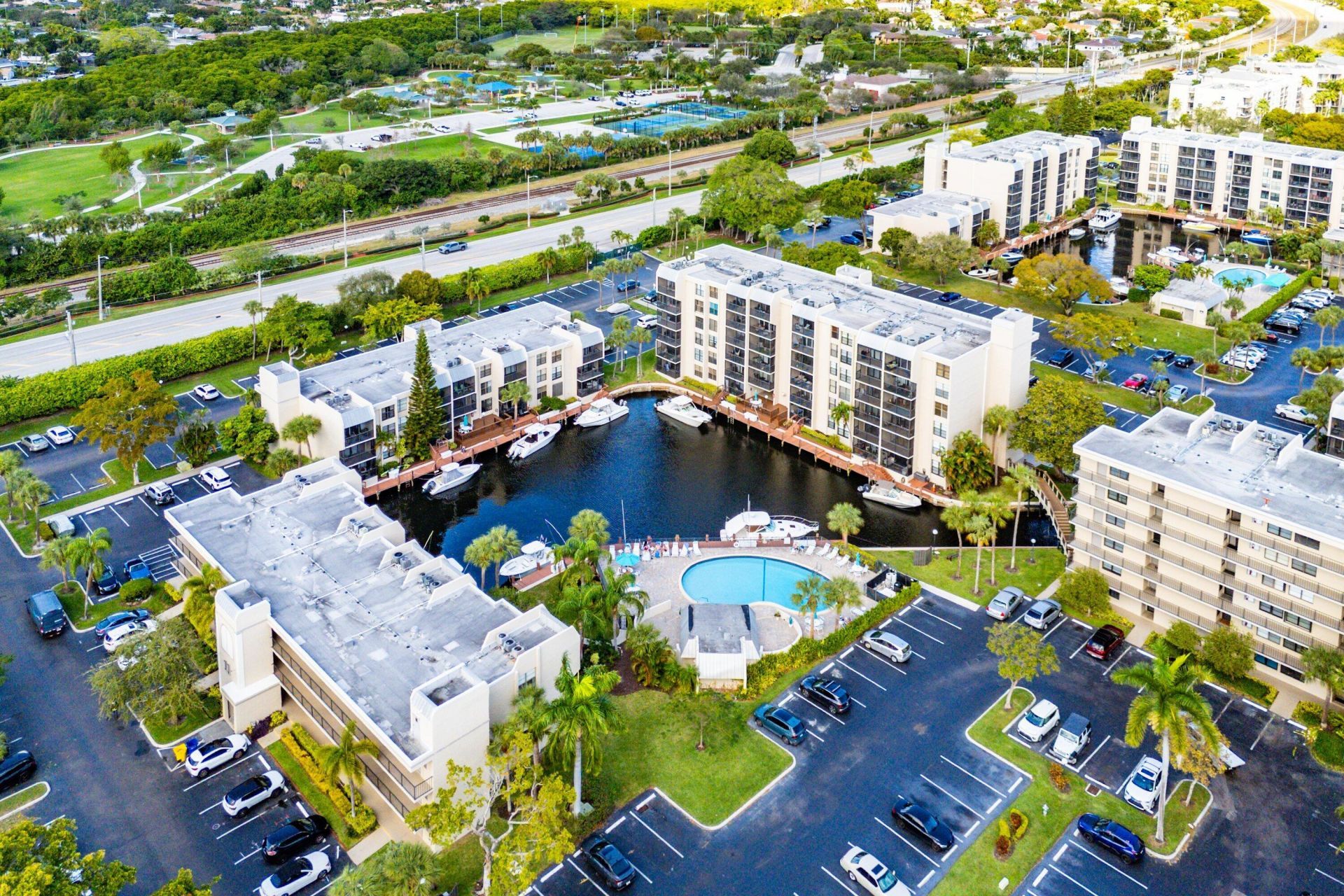 10 Royal Palm Way, Unit 203, Boca Raton, FL 33432 Photo