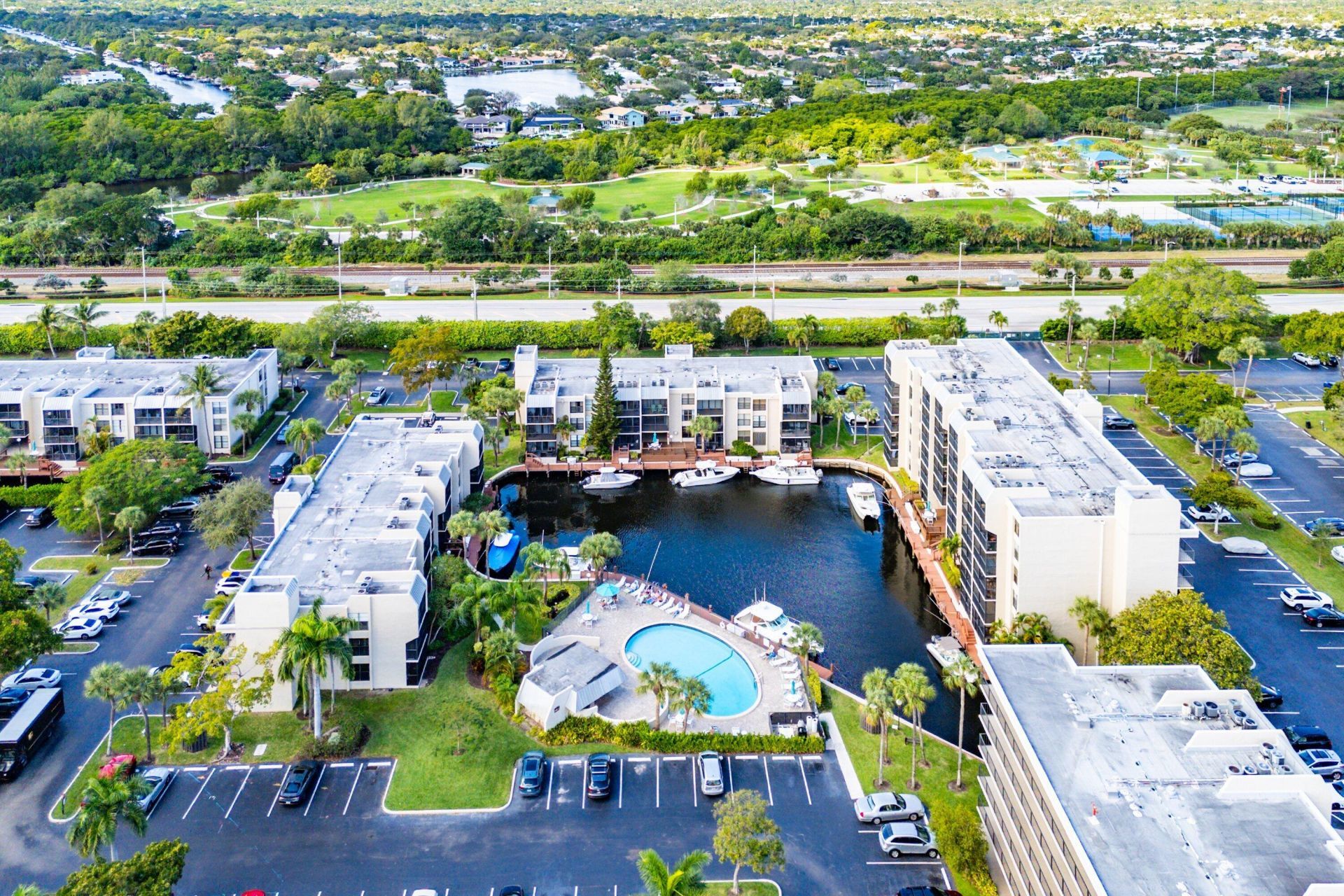 10 Royal Palm Way, Unit 203, Boca Raton, FL 33432 Photo