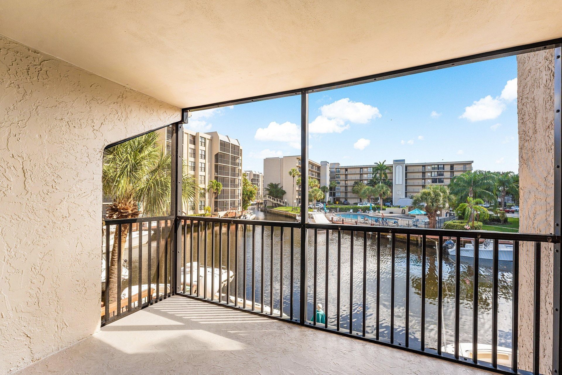 10 Royal Palm Way, Unit 203, Boca Raton, FL 33432 Photo