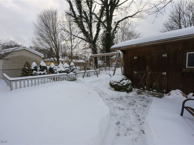 26 W Hiram Street, Barberton, OH 44203 Photo 13