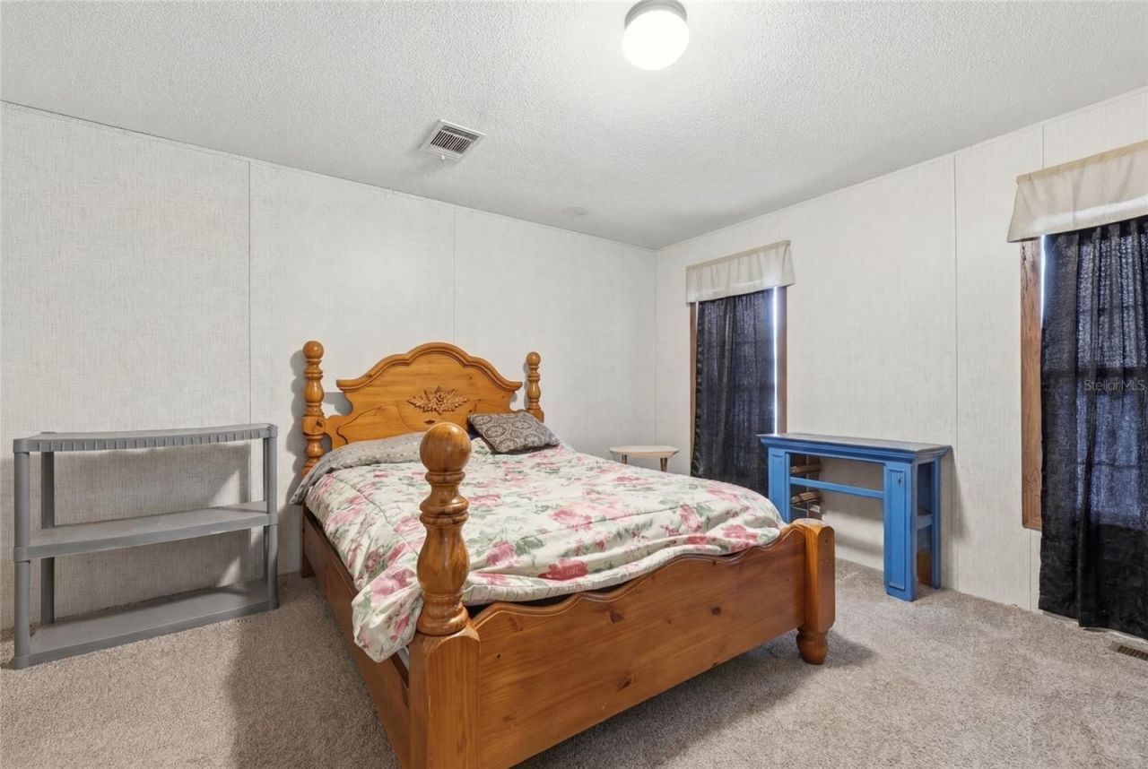 317 SW Cumberland Street, Fort White, FL 32038 Photo