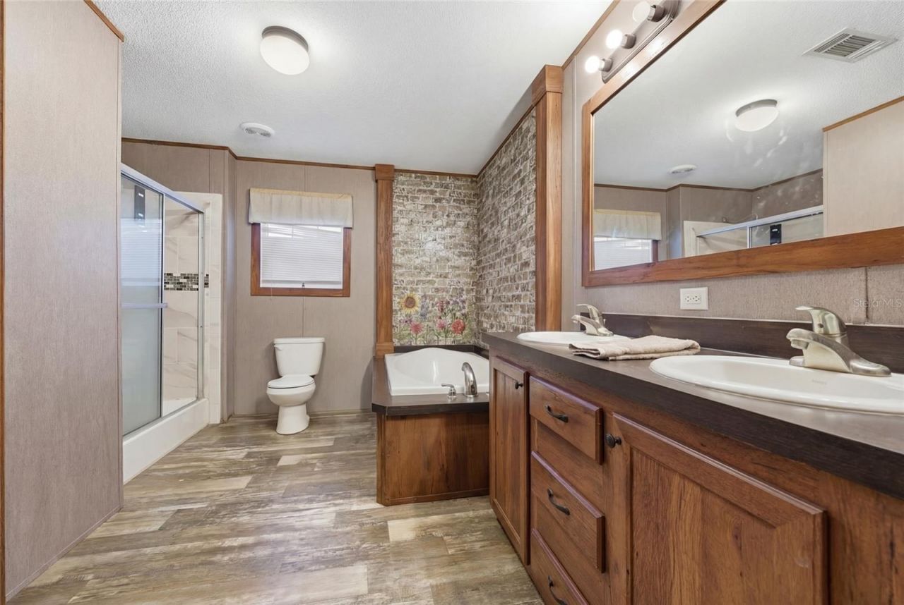 317 SW Cumberland Street, Fort White, FL 32038 Photo