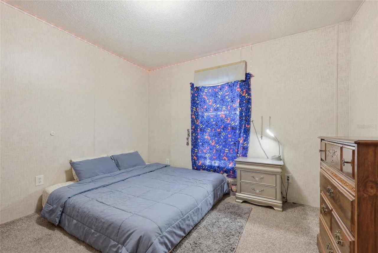 317 SW Cumberland Street, Fort White, FL 32038 Photo