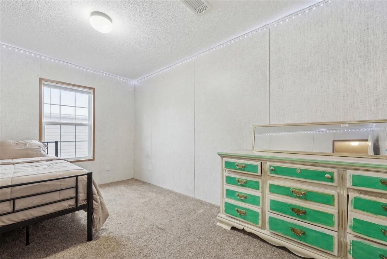 317 SW Cumberland Street, Fort White, FL 32038 Photo