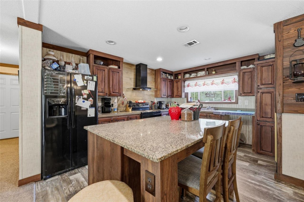 317 SW Cumberland Street, Fort White, FL 32038 Photo