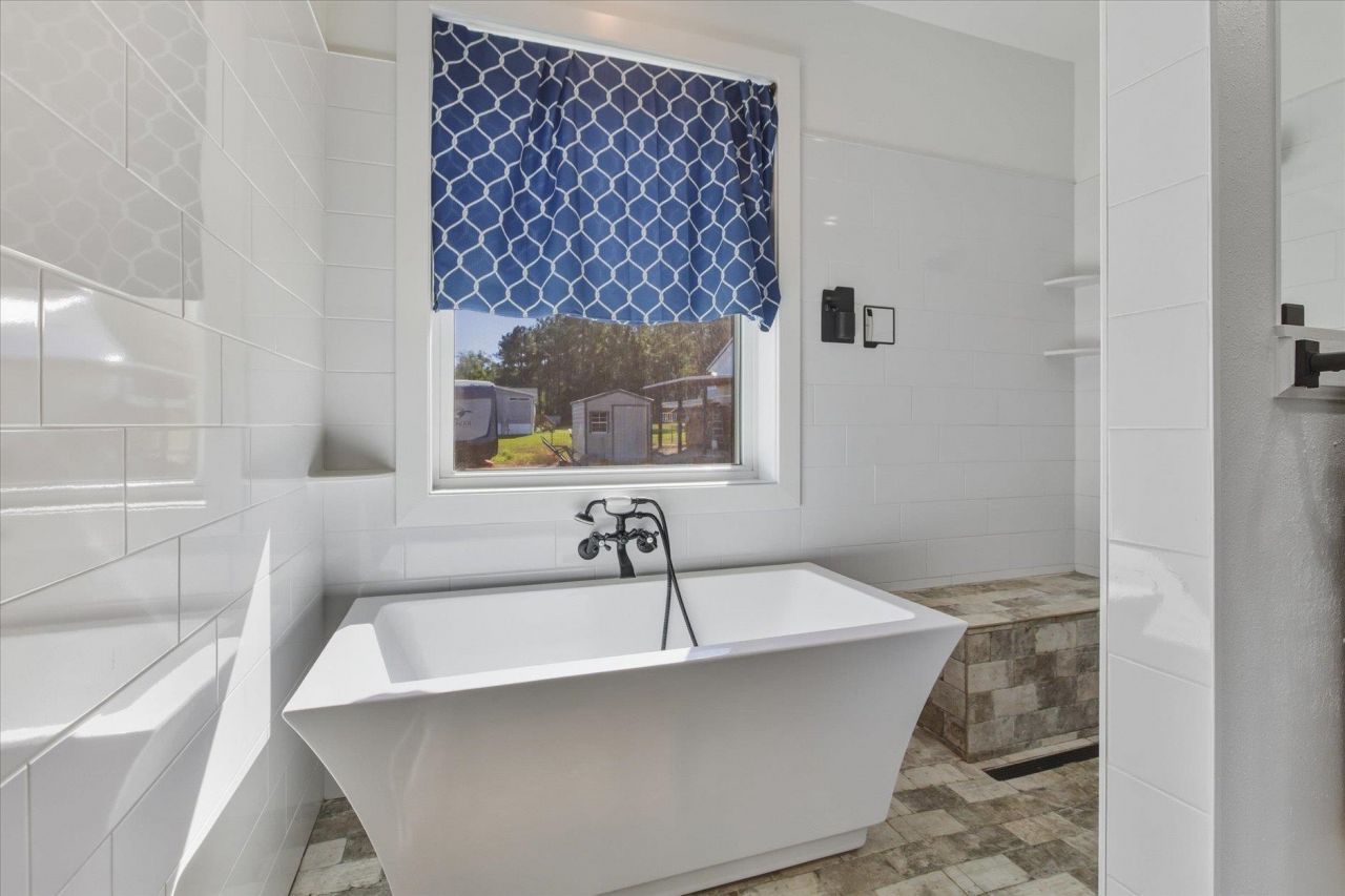 1627 Lloyd Creek Road , Monticello, FL 32344 Photo