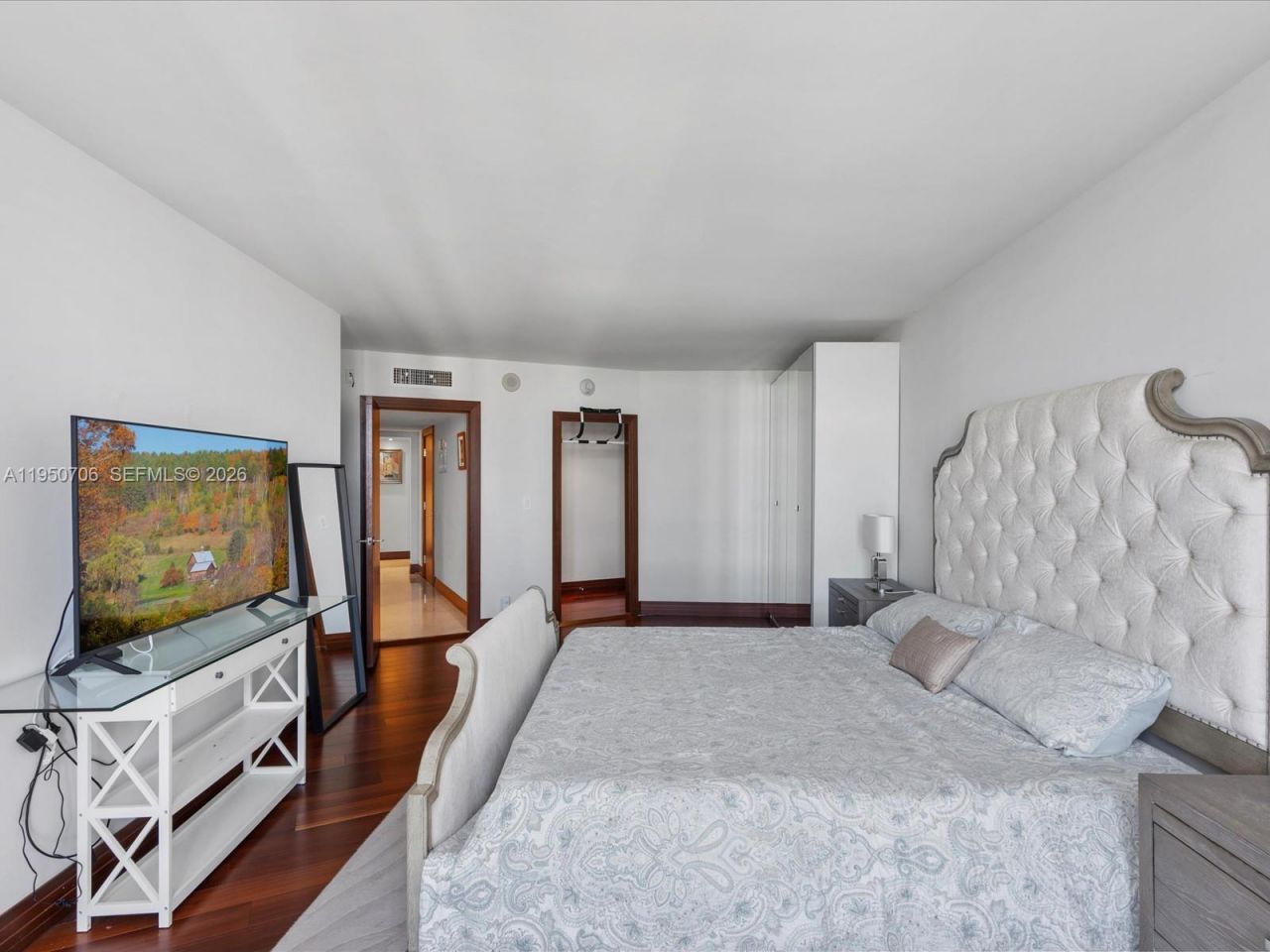 5660 Collins Ave , Unit 18A, Miami Beach, FL 33140 Photo