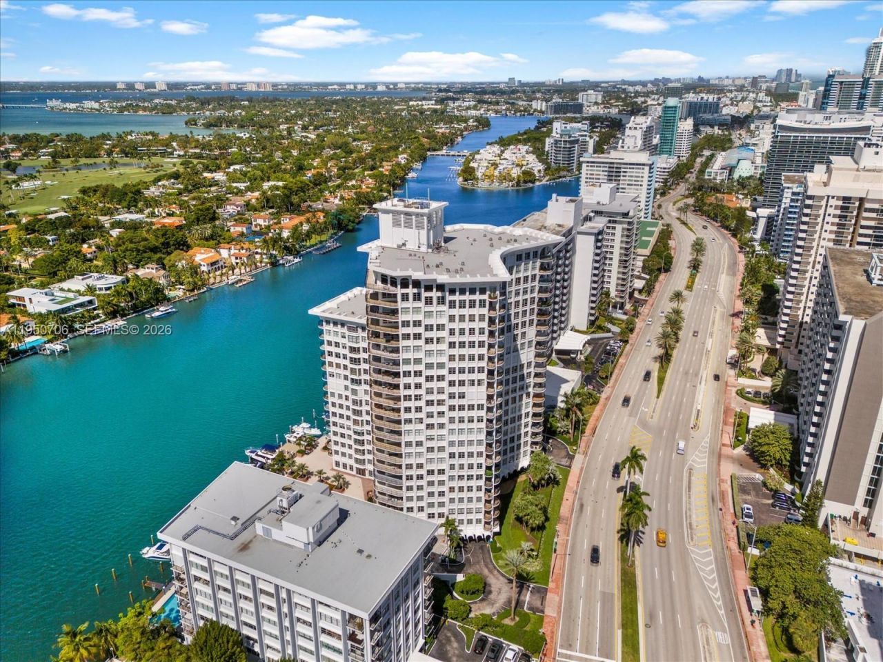 5660 Collins Ave , Unit 18A, Miami Beach, FL 33140 Photo