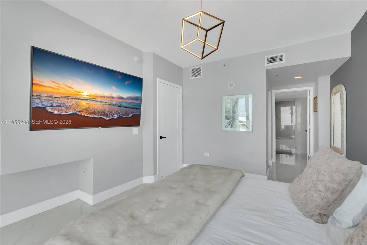 480 NE 30th St, Unit 904, Miami, FL 33137 Photo