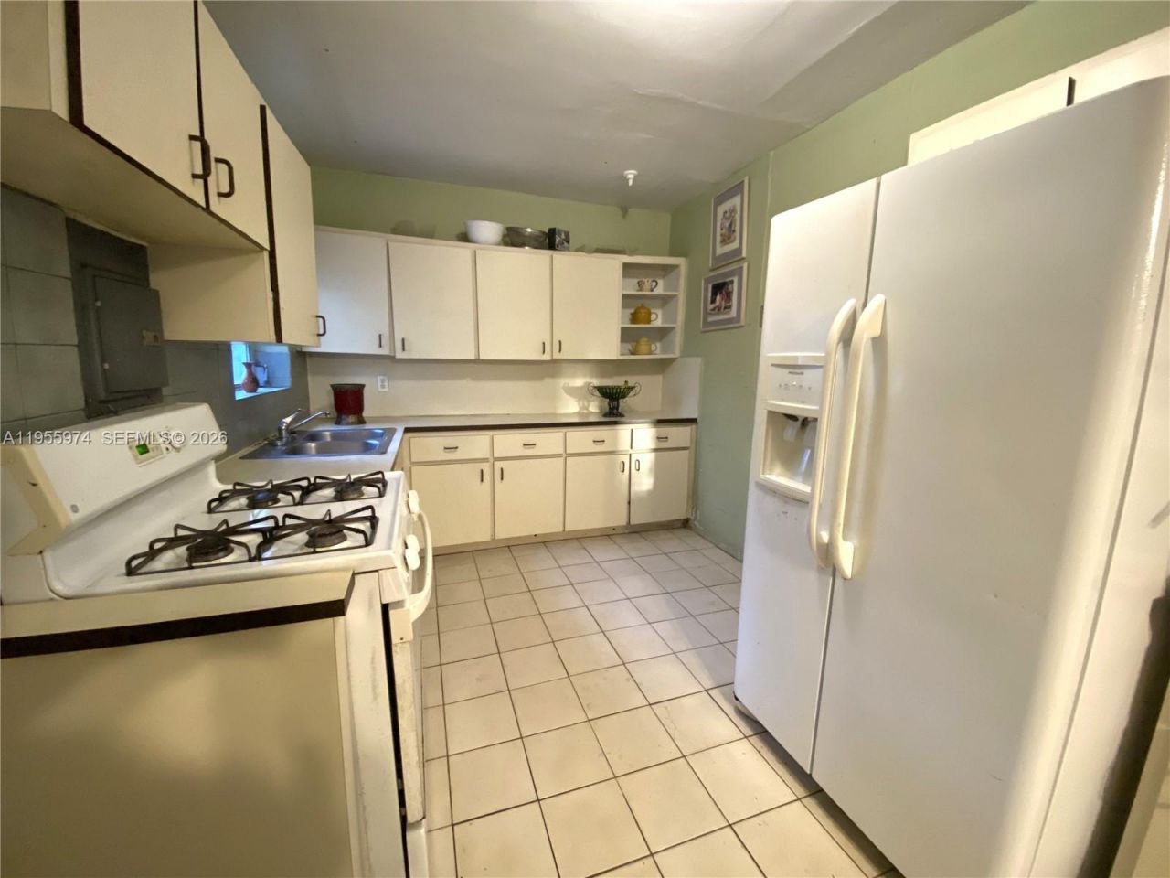 3011 NW 152nd Ter, Miami Gardens, FL 33054 Photo